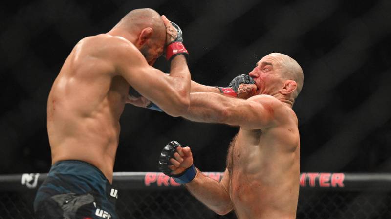 Sean Strickland Reîntre în Titlul UFC de La Categoria Medie