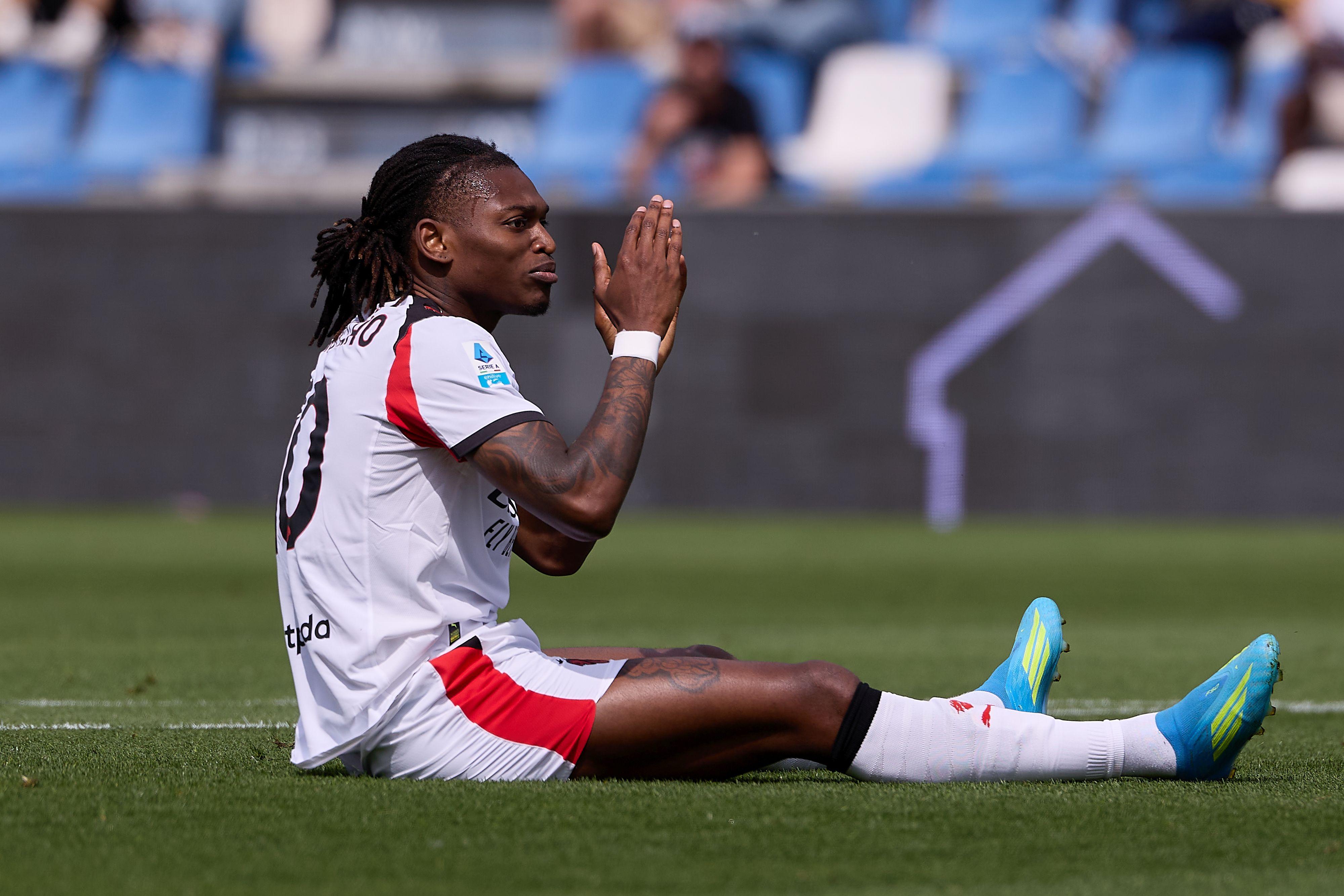Cluburile Engleze de Top Se Confruntă în Căutarea lui Rafael Leão