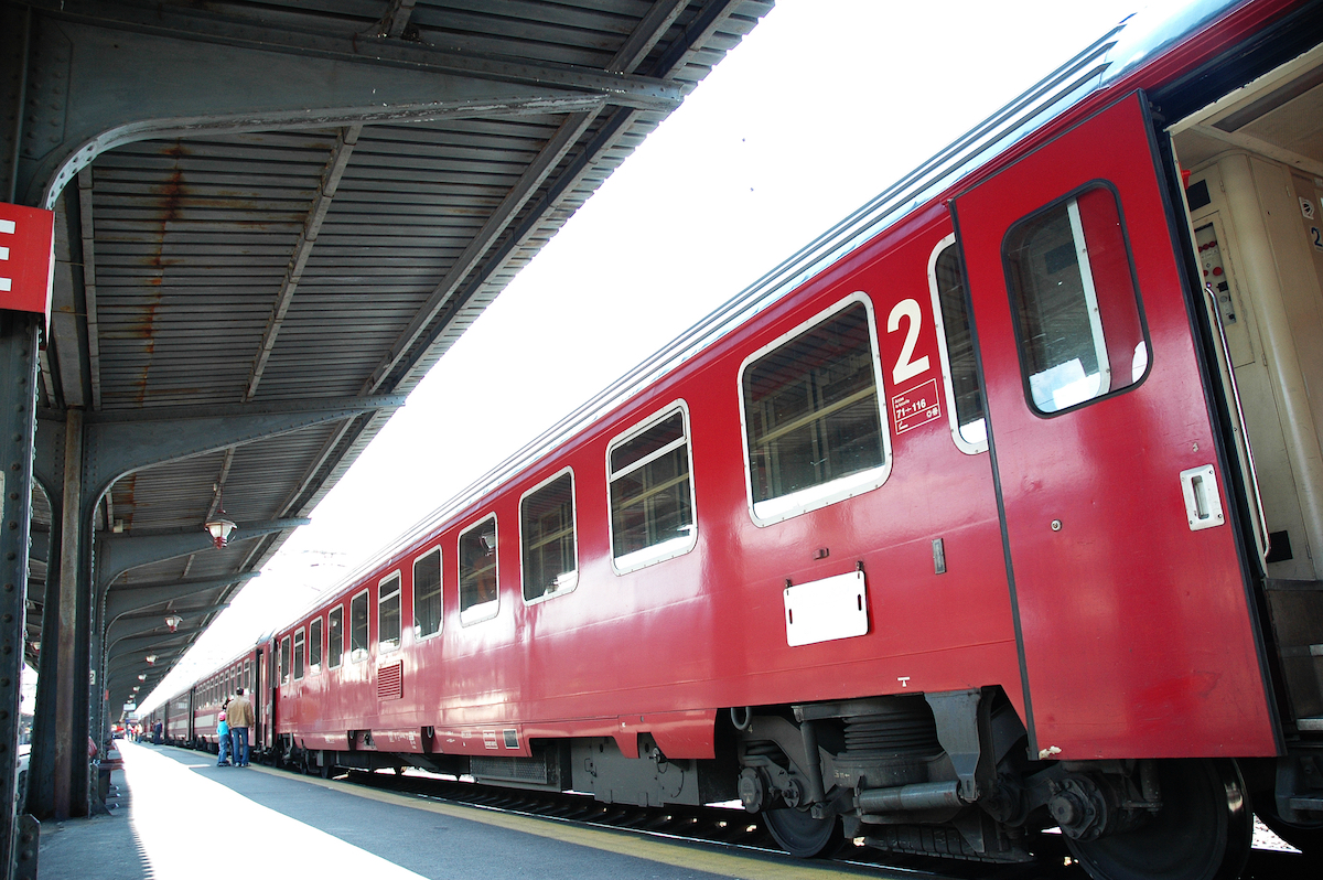 România lansează "Trenurile Soarelui" pentru călătorii de vară la Marea Neagră