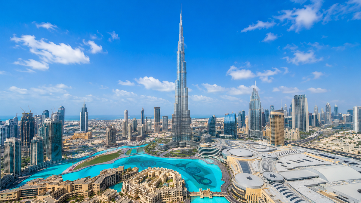 Hotelurile din Dubai taie prețurile la jumătate pe măsură ce războiul paralizează turismul