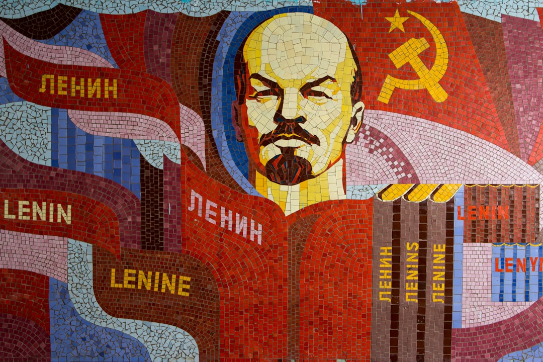 Putin semnează decretul de înghețare a activelor rușilor care au fugit de sancțiunile internaționale