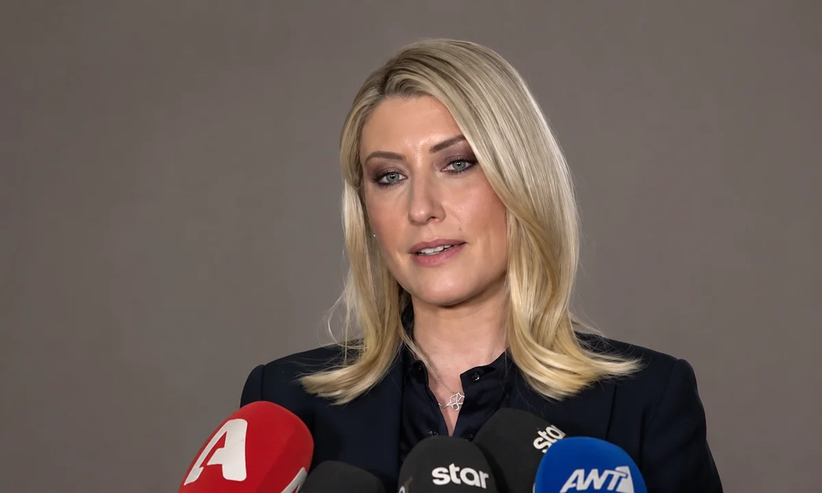Sia Kosionis: Părăsirea SKAI După 20 de Ani de Prezență
