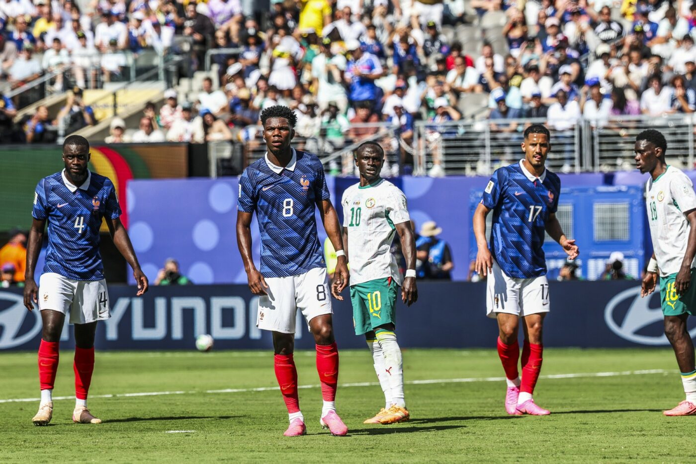 Real Madrid îl prinde pe Konate! Fundașul francez e oficial pe Bernabeu