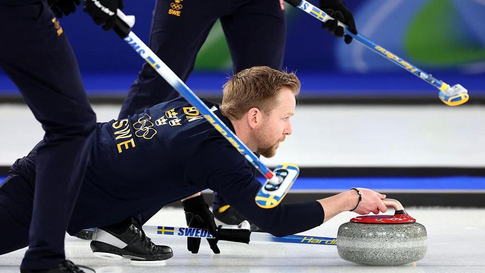 Legenda Olimpică de Curling Se Retrage din Scena Internațională