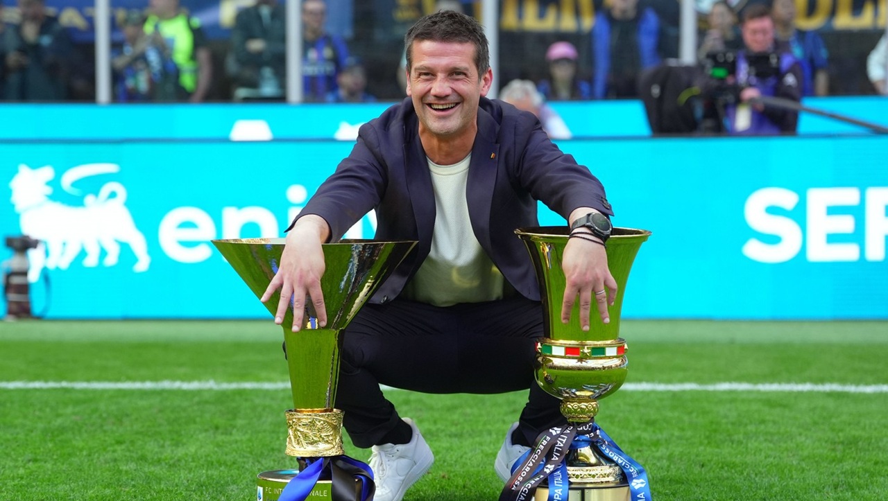 Chivu îmblânzit de jucători după câștigul cu Inter