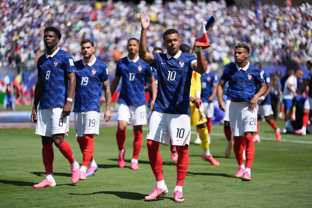 Mbappe trimite un mesaj brutal criticilor: Joc pentru istorie și Campionatul Mondial