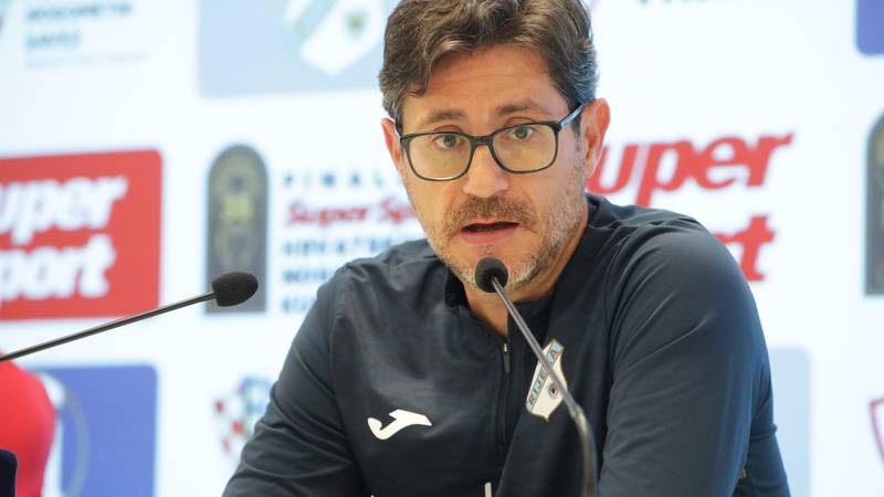 Antrenorul Victor Sanchez al Rijeka: "Dinamo și Hajduk Exploită Judecățile Favorabile"