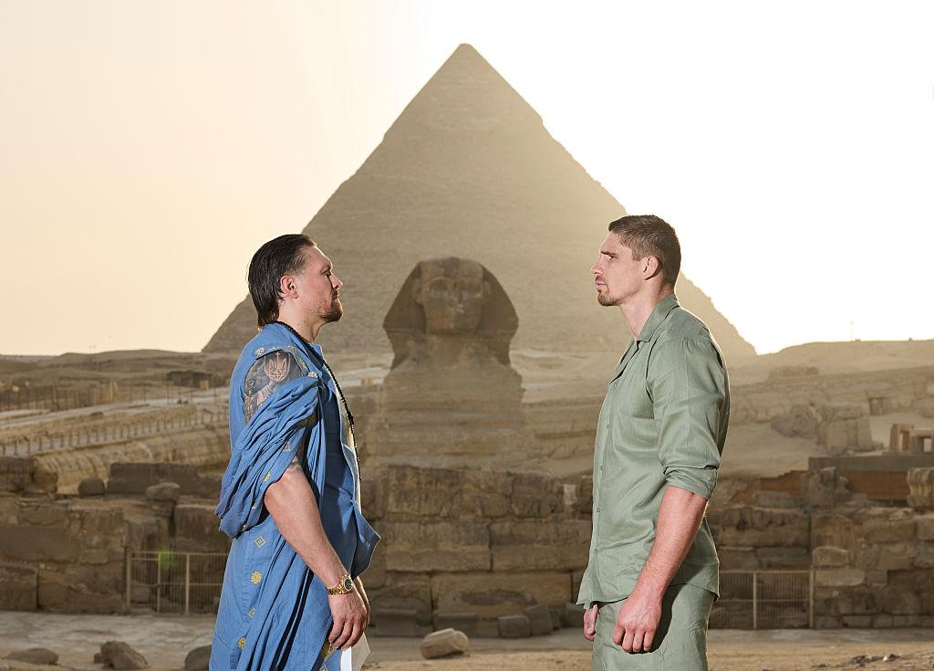 Usyk și Verhoven față în față în fața Piramelor din Giza
