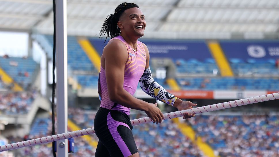 Eser Karaliş Se Distăge în Săritura cu Mers în Cadrul Bislett Games