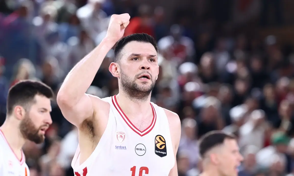 Olympiacos Înfringe Un Rekord Negativ de Lungă Durată Cu Victoria din Final Four în Atena