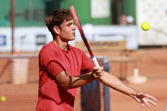 Dinko Dinev Eliminat în Cetvrtfinala de Doblie la Turneul din Congo