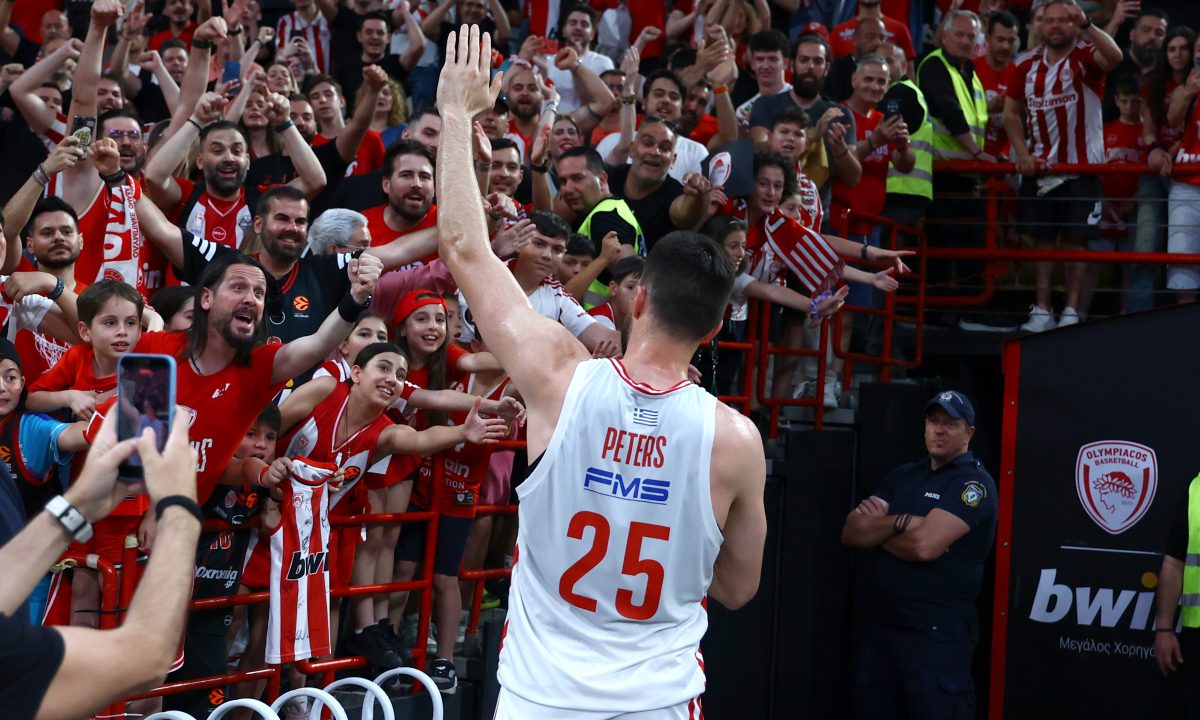Peters semnează cu Milano, fanii Olympiacosului sunt zdrobiți