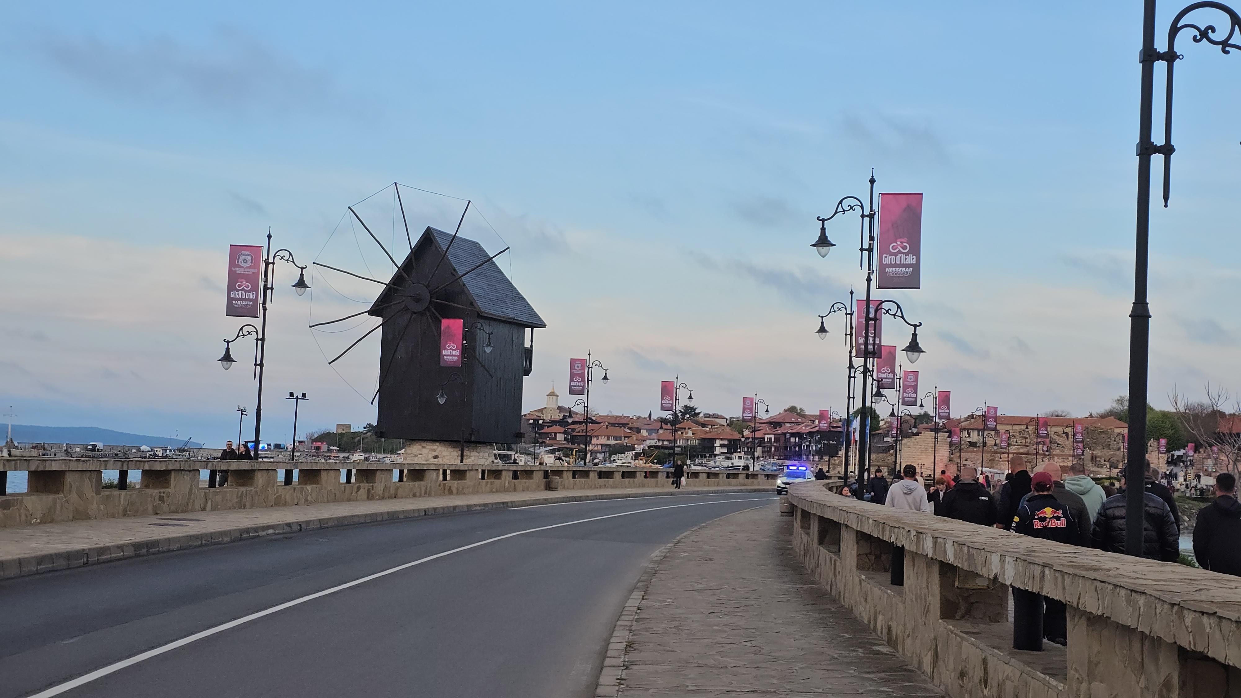 "Rosso" Nesebar Se Pregătește pentru Grand Depart al Giro d'Italia