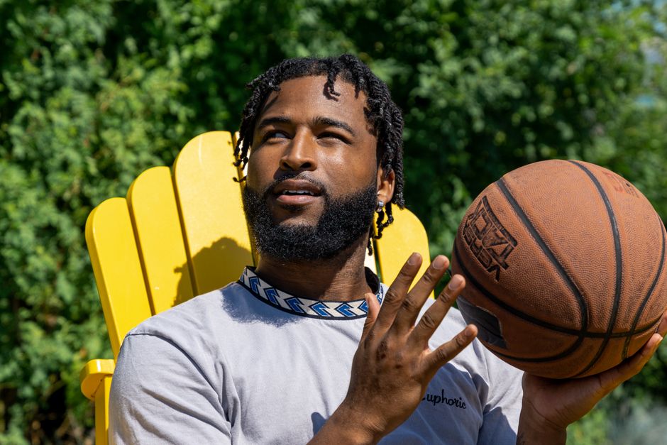 Viitorul lui Kyrie Irving în Dallas este pe cârceag, în timp ce Mavericks se concentrează pe Cooper Flagg
