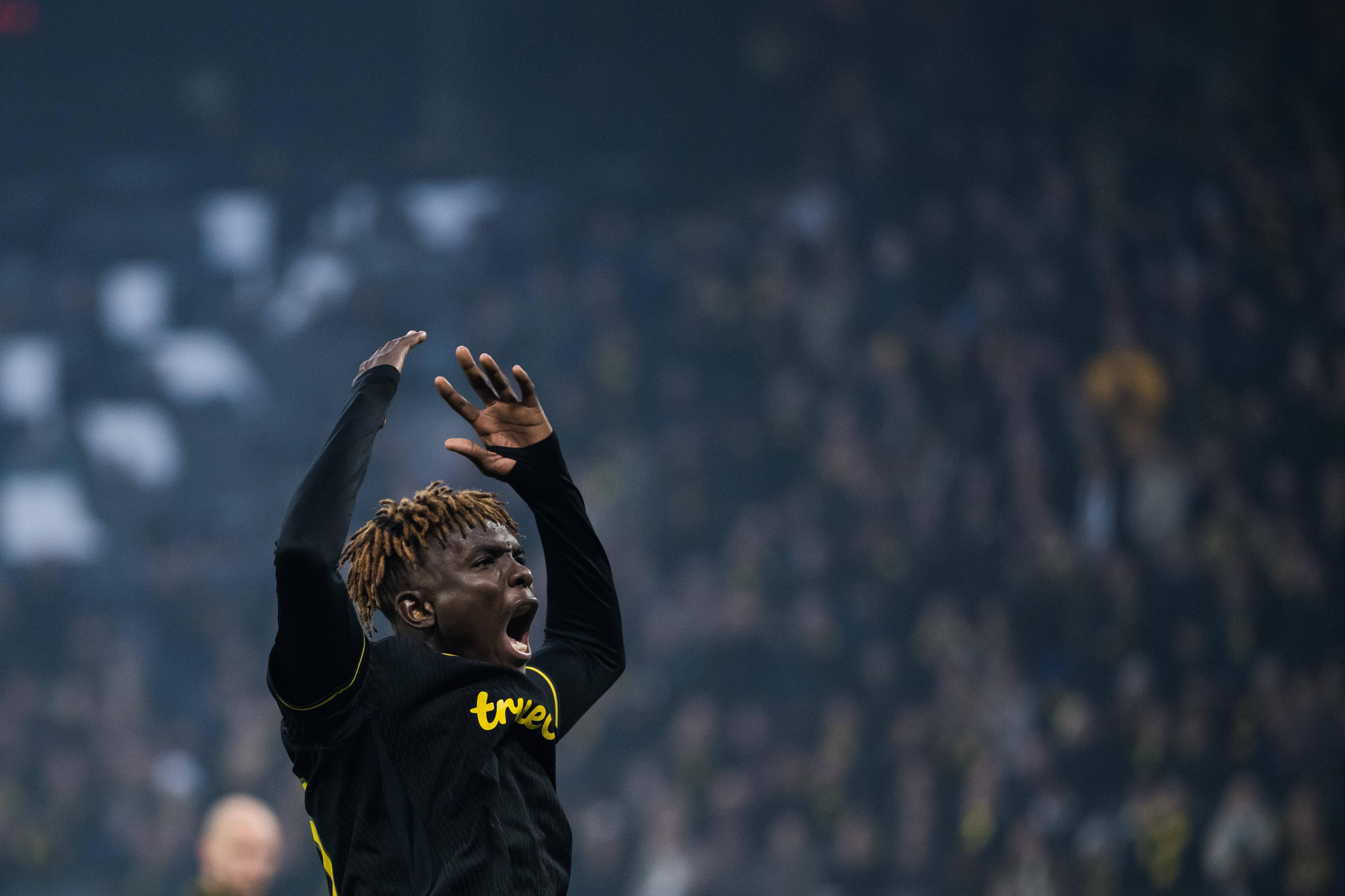 Brighton a învins Chelsea & Newcastle: Contract de 20 mil. £ pentru senzația nigeriană Zadok Yohanna
