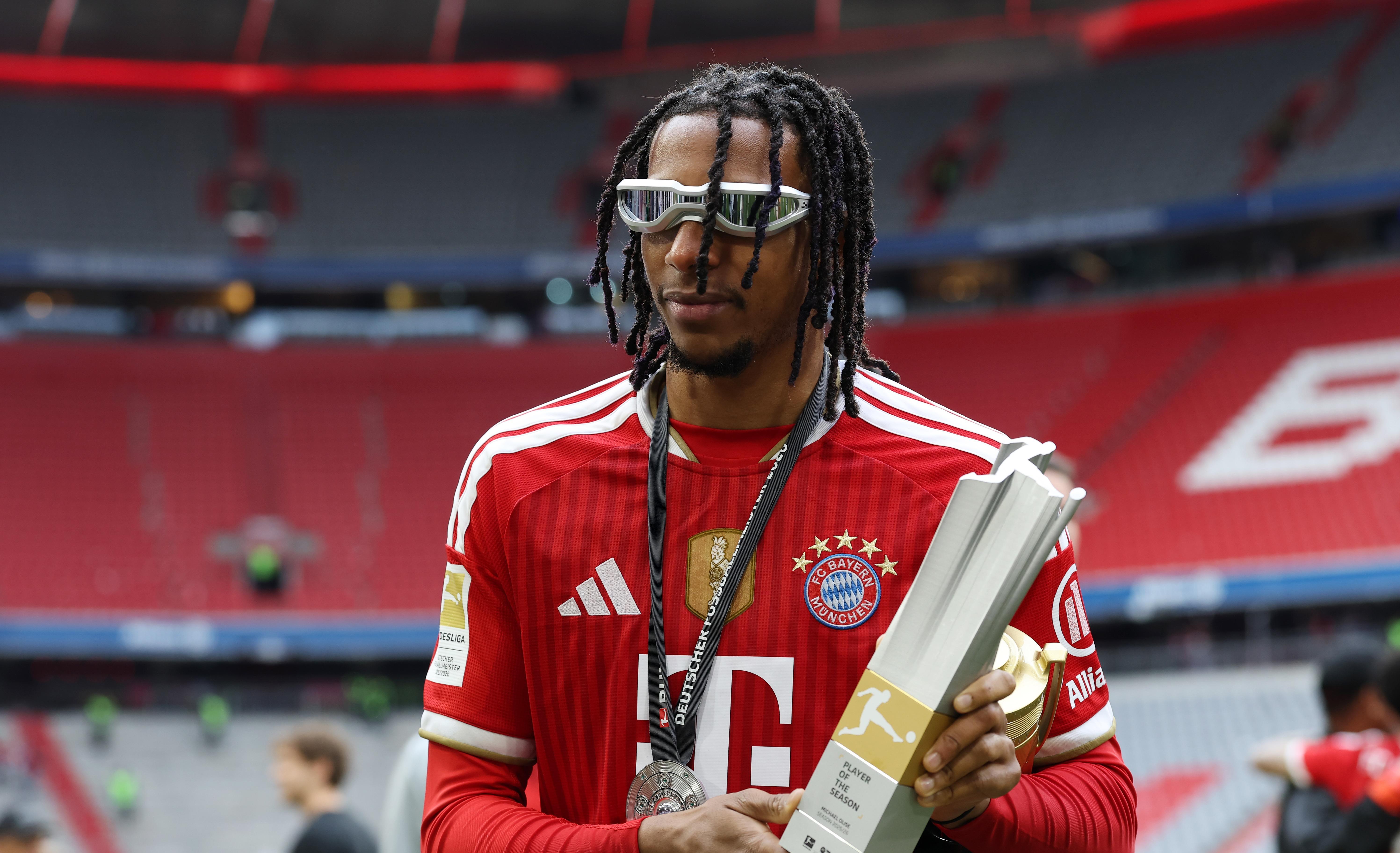 Olise Supăra Kane pentru Jucătorul Anului în Bundesliga