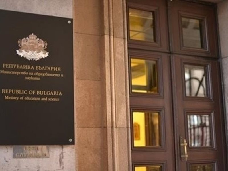 Voci din comunitatea academică: Cel mai periculos este un model educațional defectuos