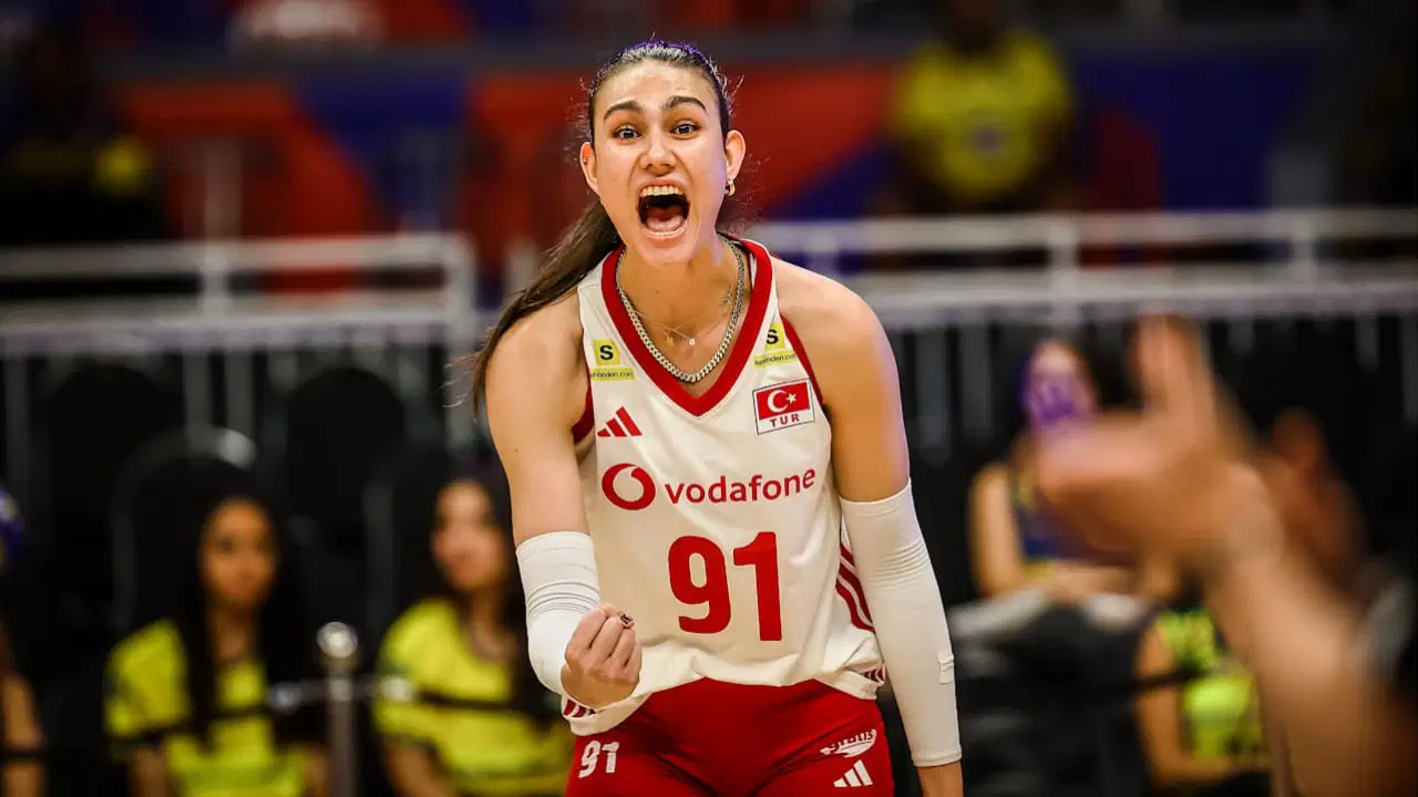 Titanii Se Întâlnesc: Italia vs Turcia în VNL la 21:30