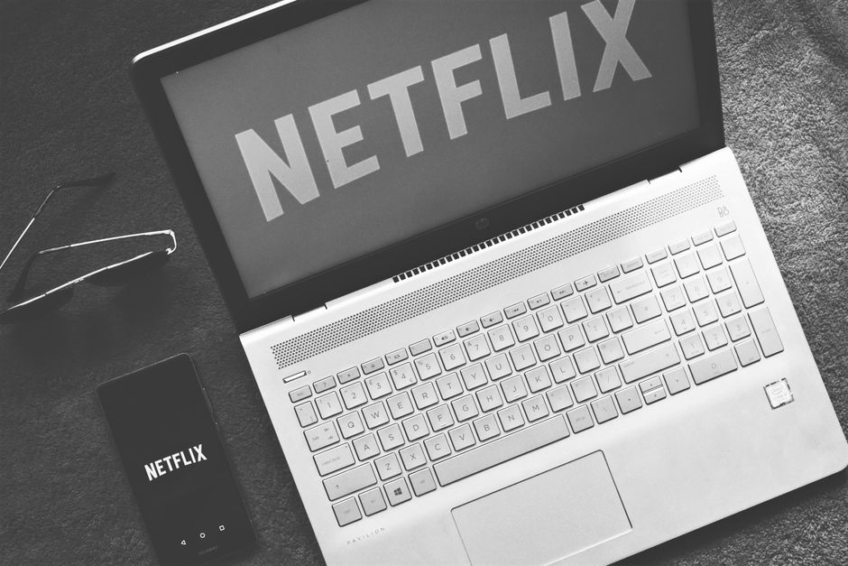 Ascensiunea „Ertflix": De ce telespectatorii greci adoptă noul hibrid de streaming