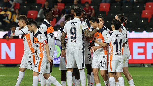 Başakşehir asigură locul 5, Göztepe pierde şansa pentru Europa