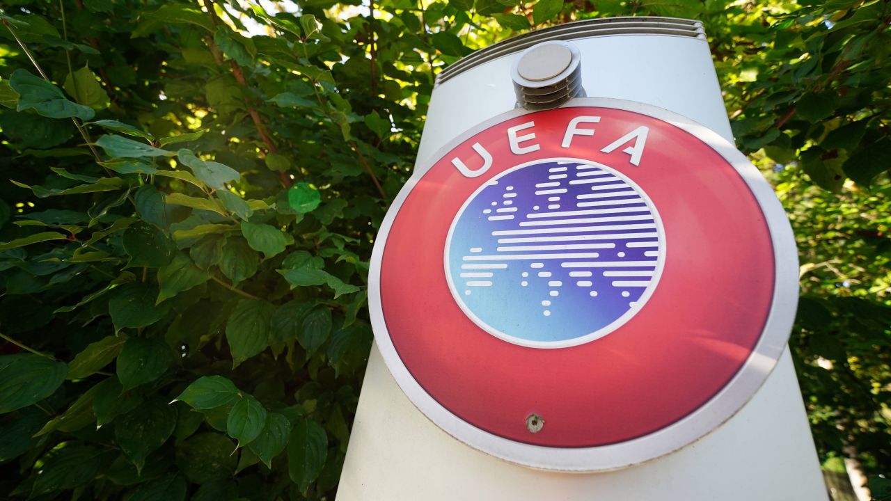 UEFA impune pedepsă vitală antrenorului care a filmat jucătoarele în vestiar