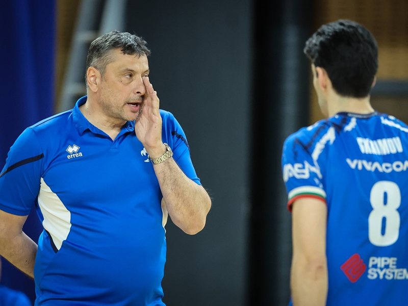Jelazkov Construiește Un Nou 'Levski' Cu Capitanul Skrimov La Condus