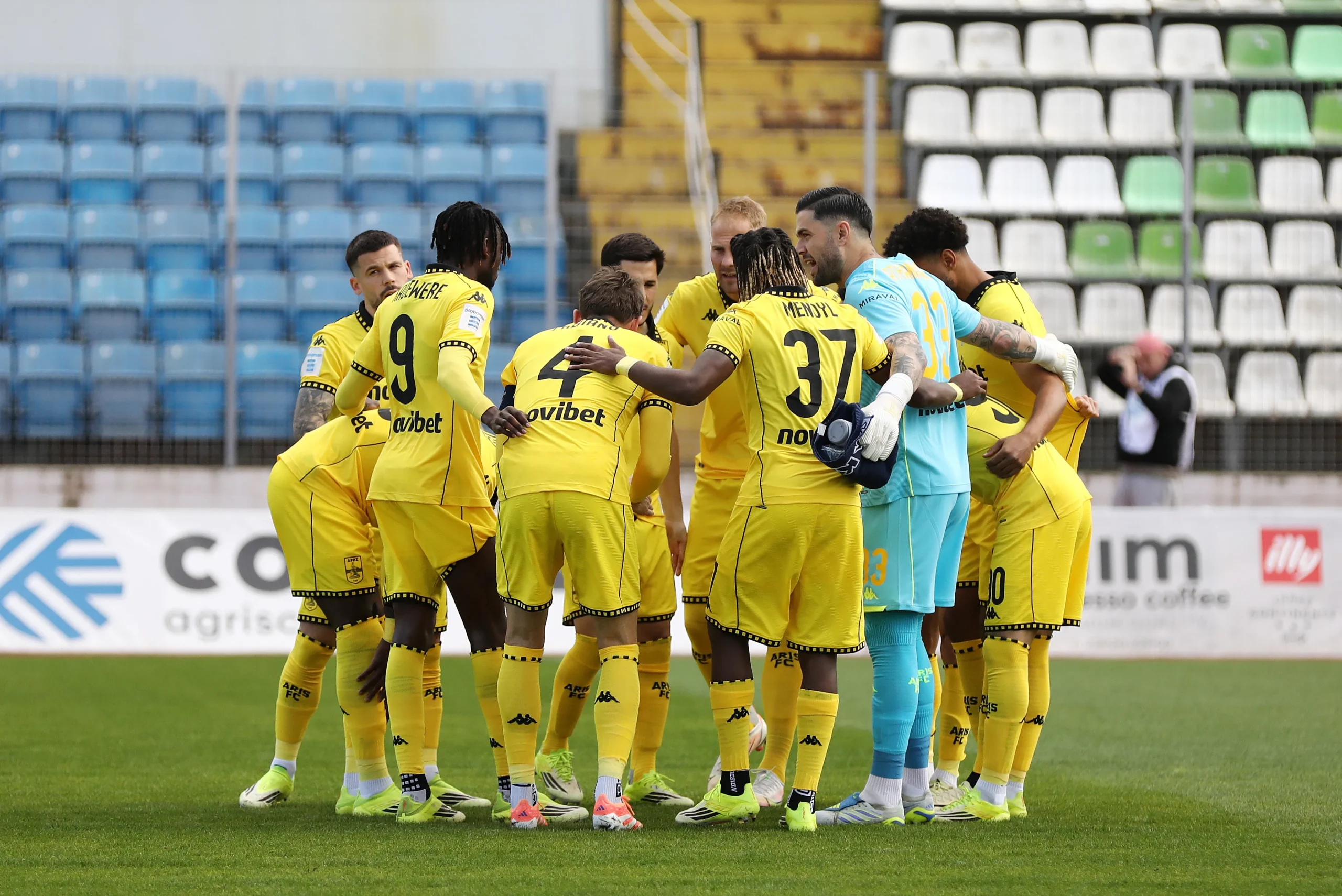 Patru jucători greci încheie sezoanele cu Ares FC