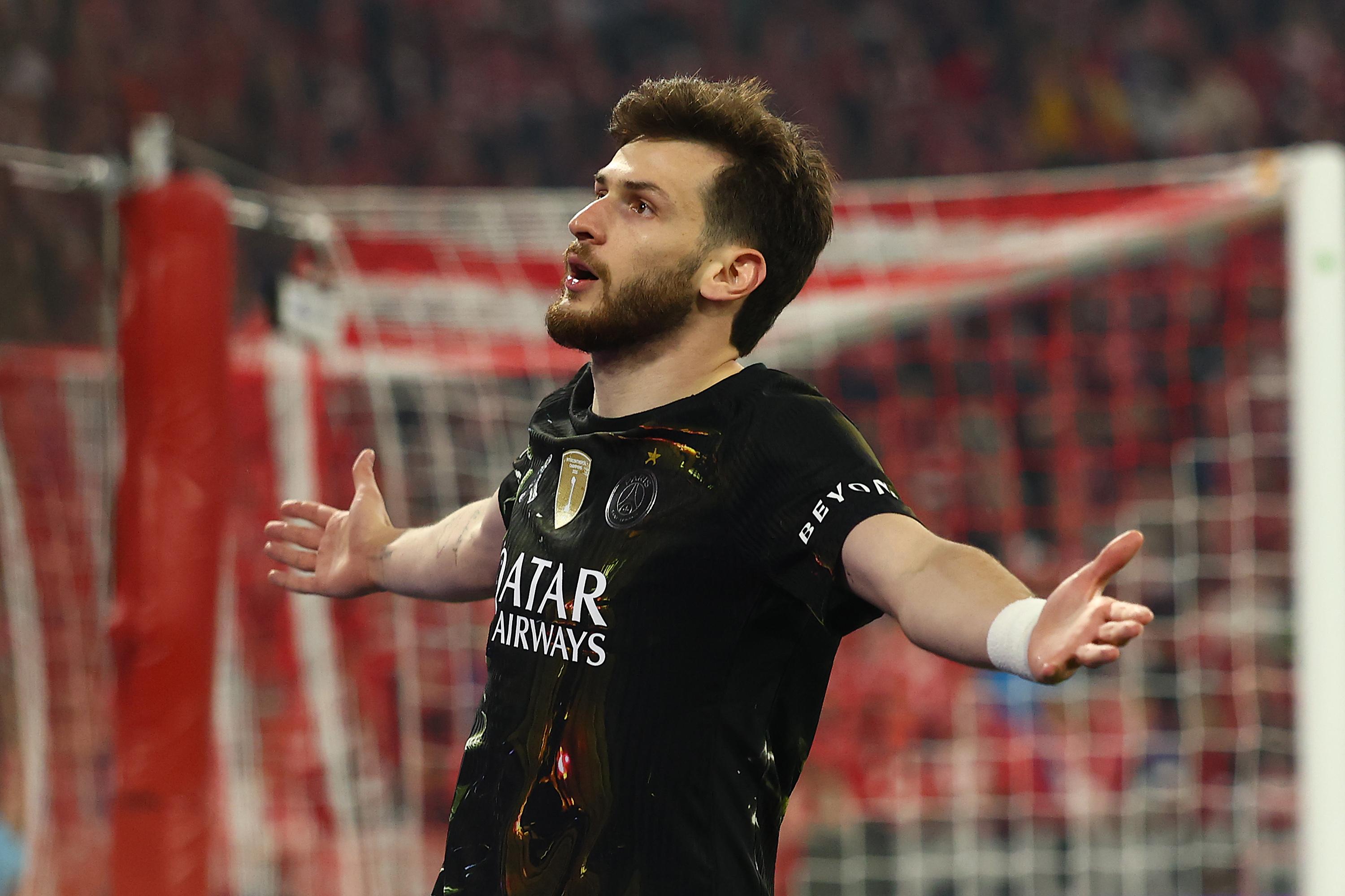 Kvaratskhelia Rupărește Recorduri cu Un Alt Performanță Excepțională în Liga Campionilor
