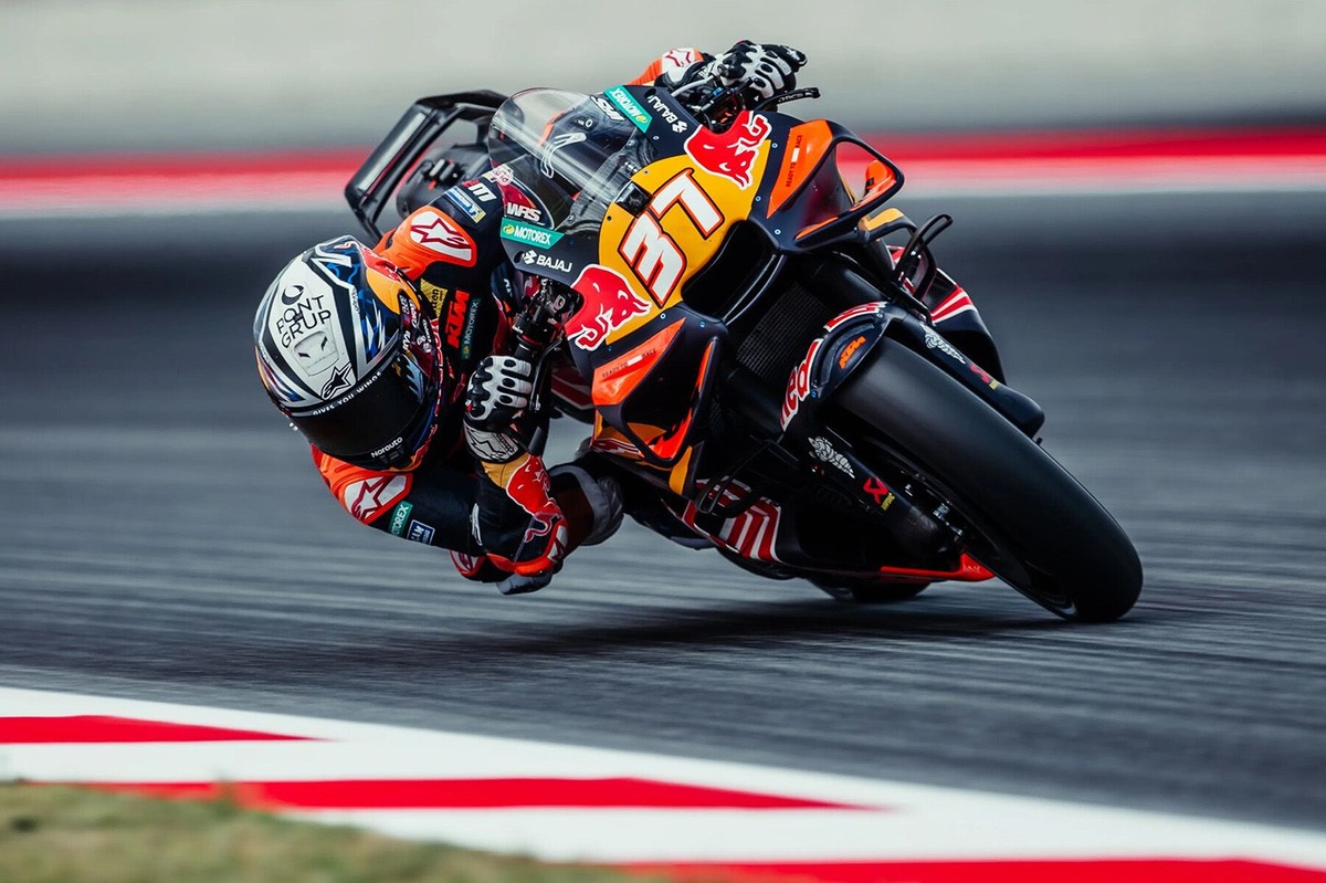 Acosta lider în test MotoGP la Barcelona încheiat prematur