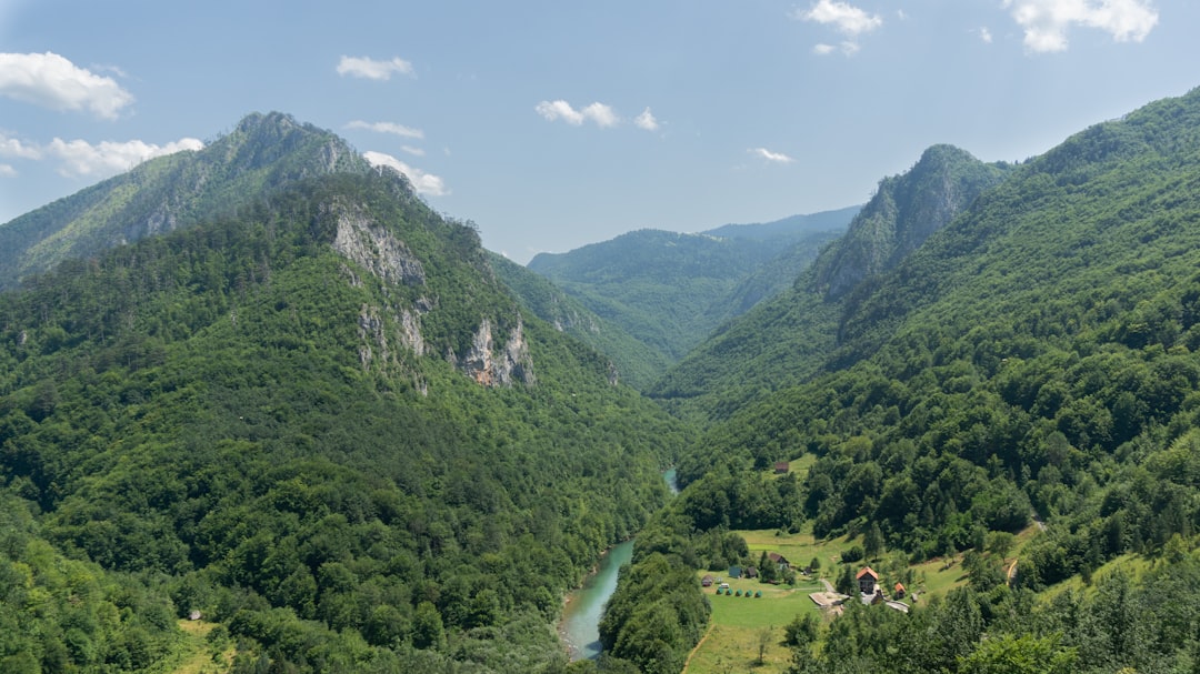 Parcul Național Durmitor: Drumeția pe Circuitul Lăcii Negru