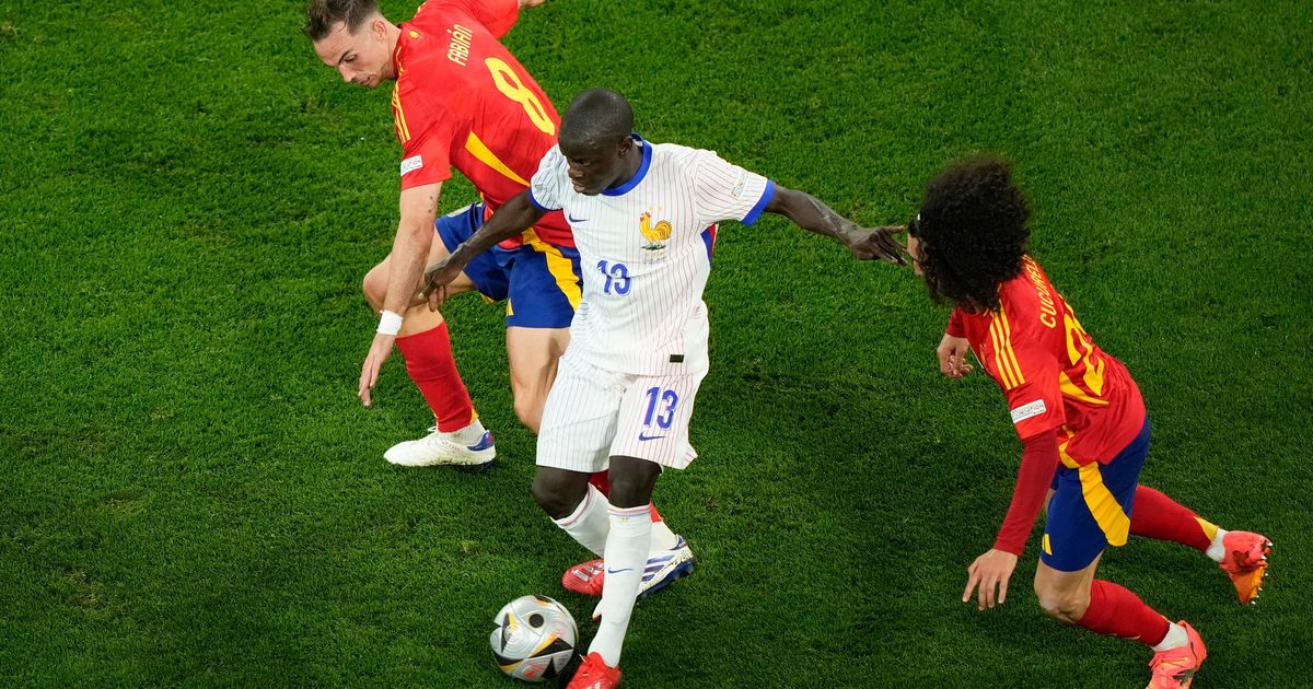 Mourinho sună, Real câștigă: Cucurella șochează Madridul cu 55M€
