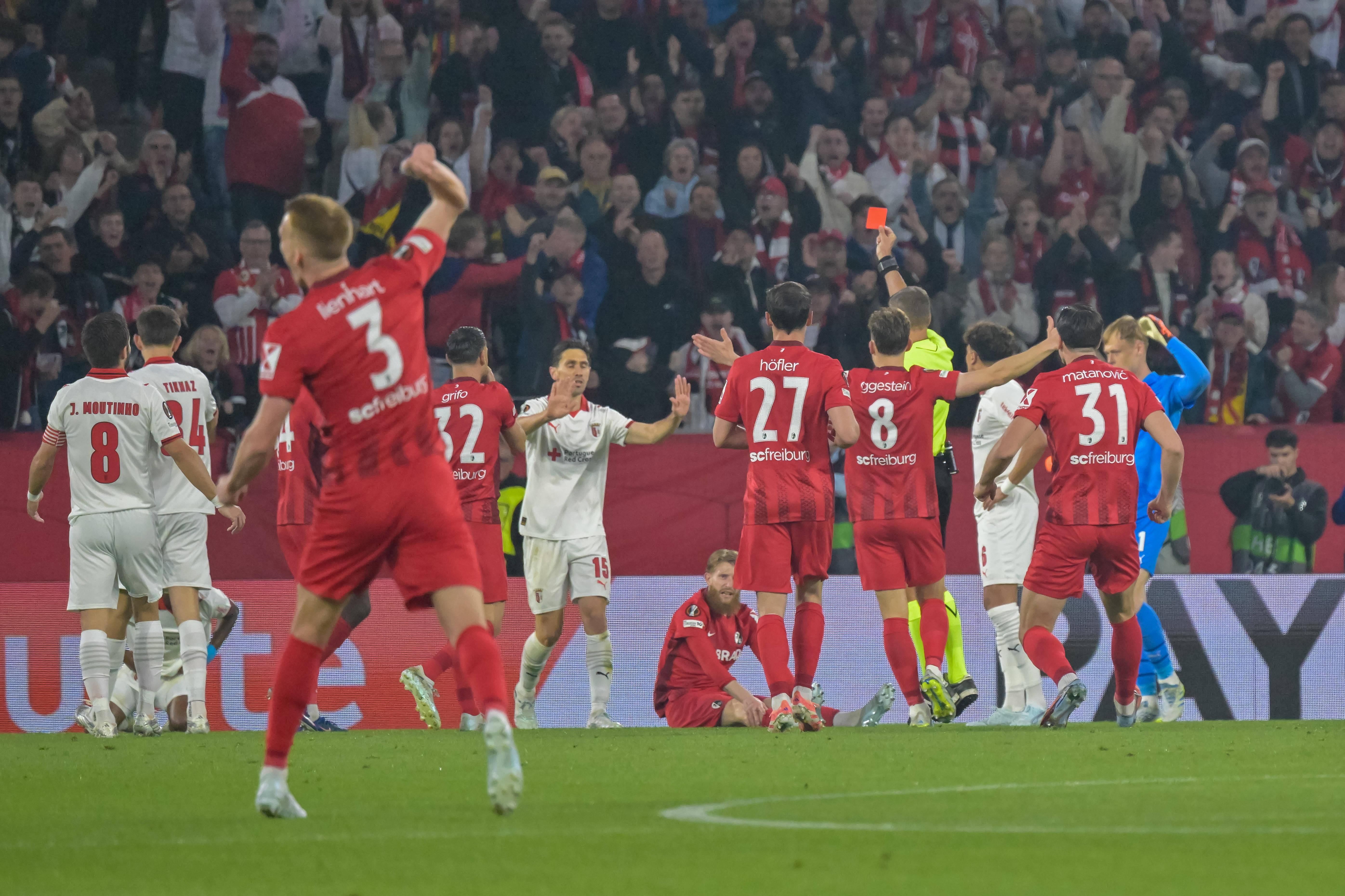 Freiburg 1-0 Braga, Echipa Casnică Egaliză Scorul Cuplu