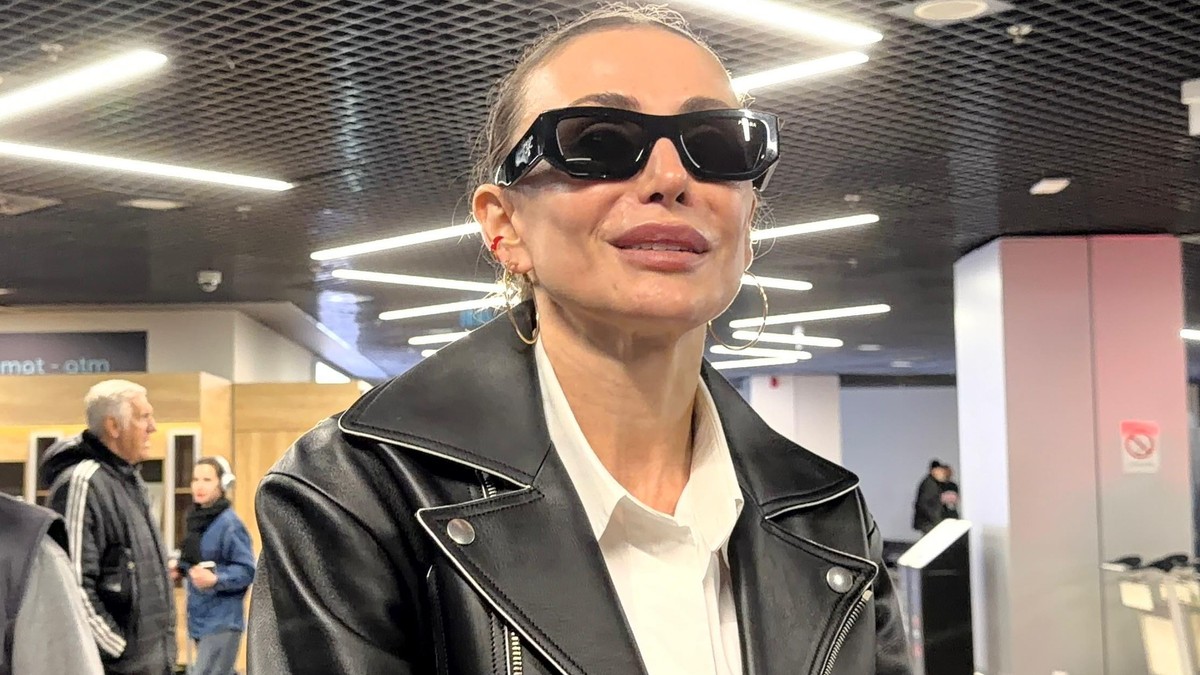 Emina Jahović se întoarce la Istanbul după spectacolele de succes din Serbia