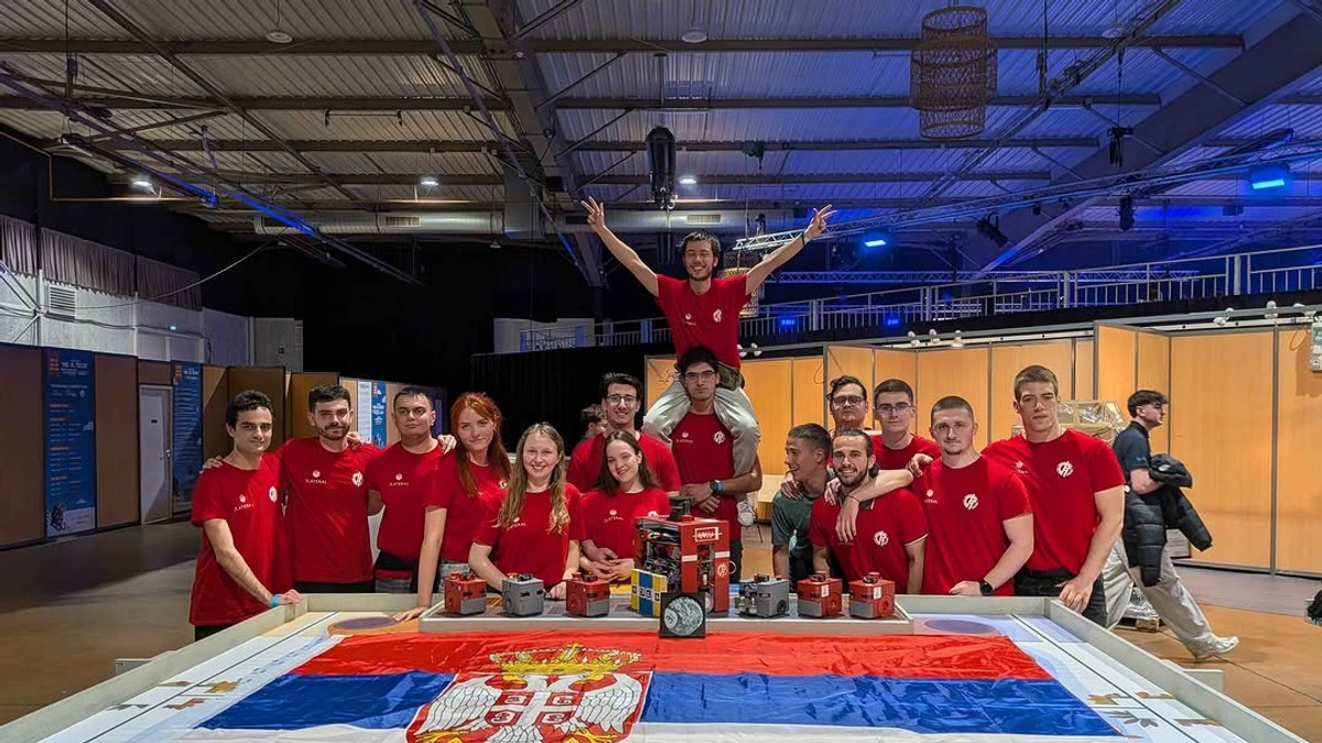 Glorie de Bronză! Echipa Memristor din Serbia Strălucește la Eurobot 2026
