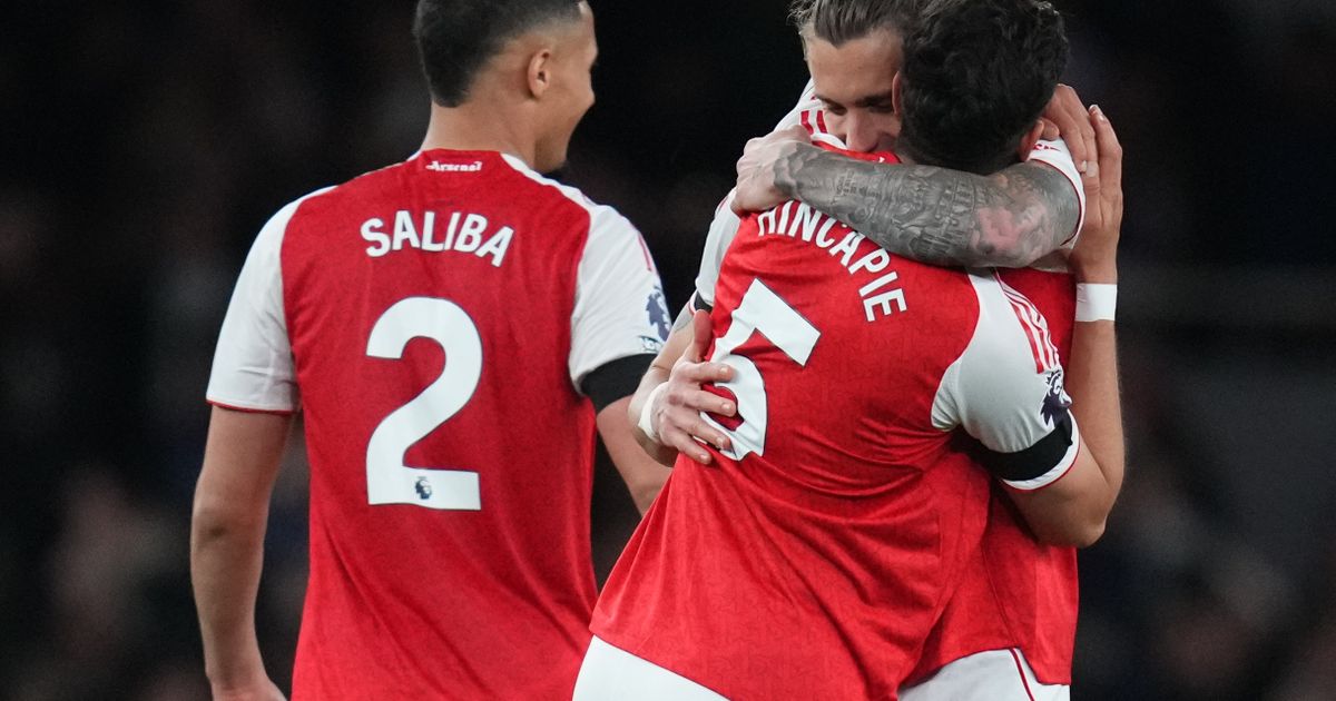 Arsenal câștigă Premier League după 22 de ani