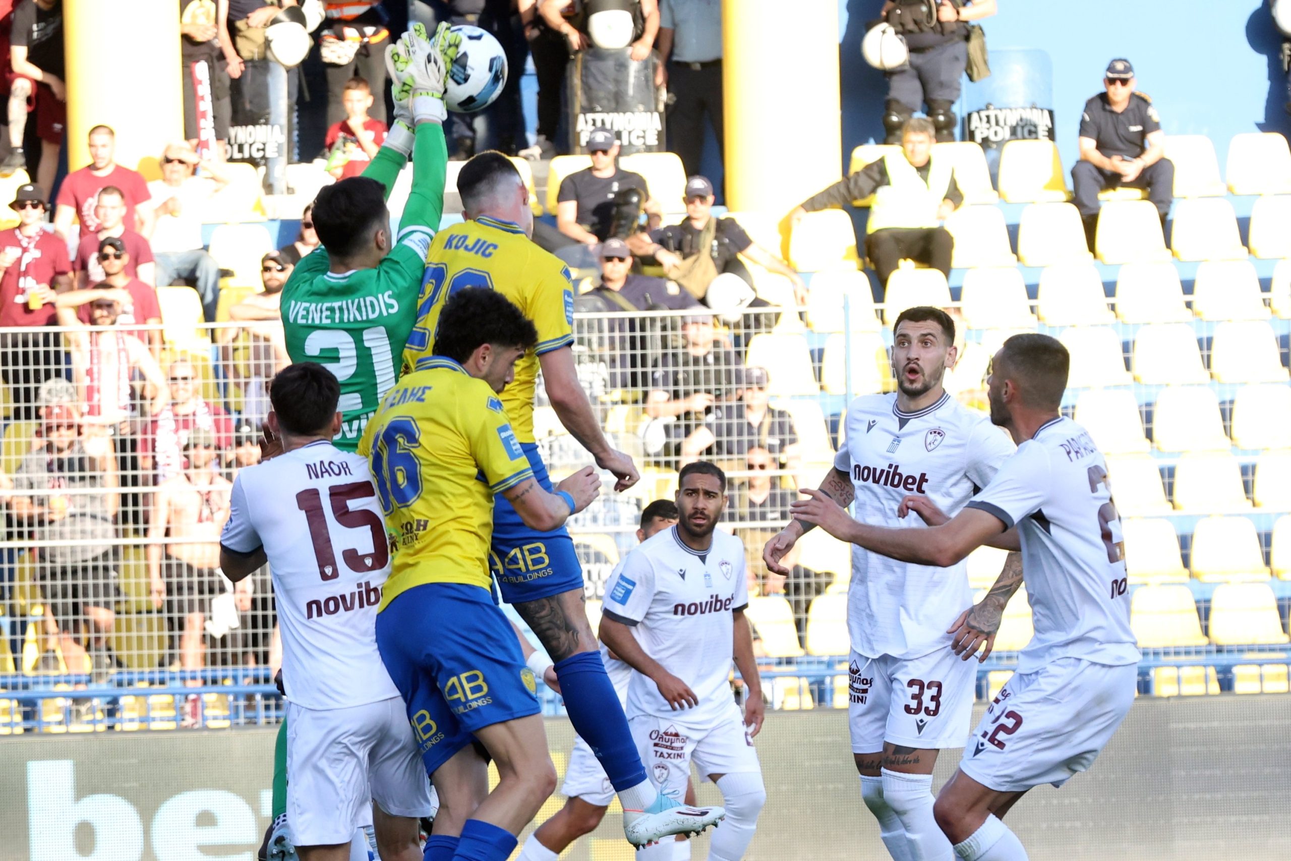 AEK Novibet și Panaitolikos Egal 1-1 în Finală Exaltantă