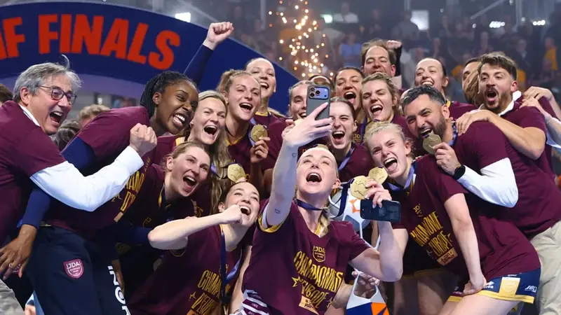 Echipa de Handbal Dijon câștigă Liga Europeană cu o revirăremă strălucitoare