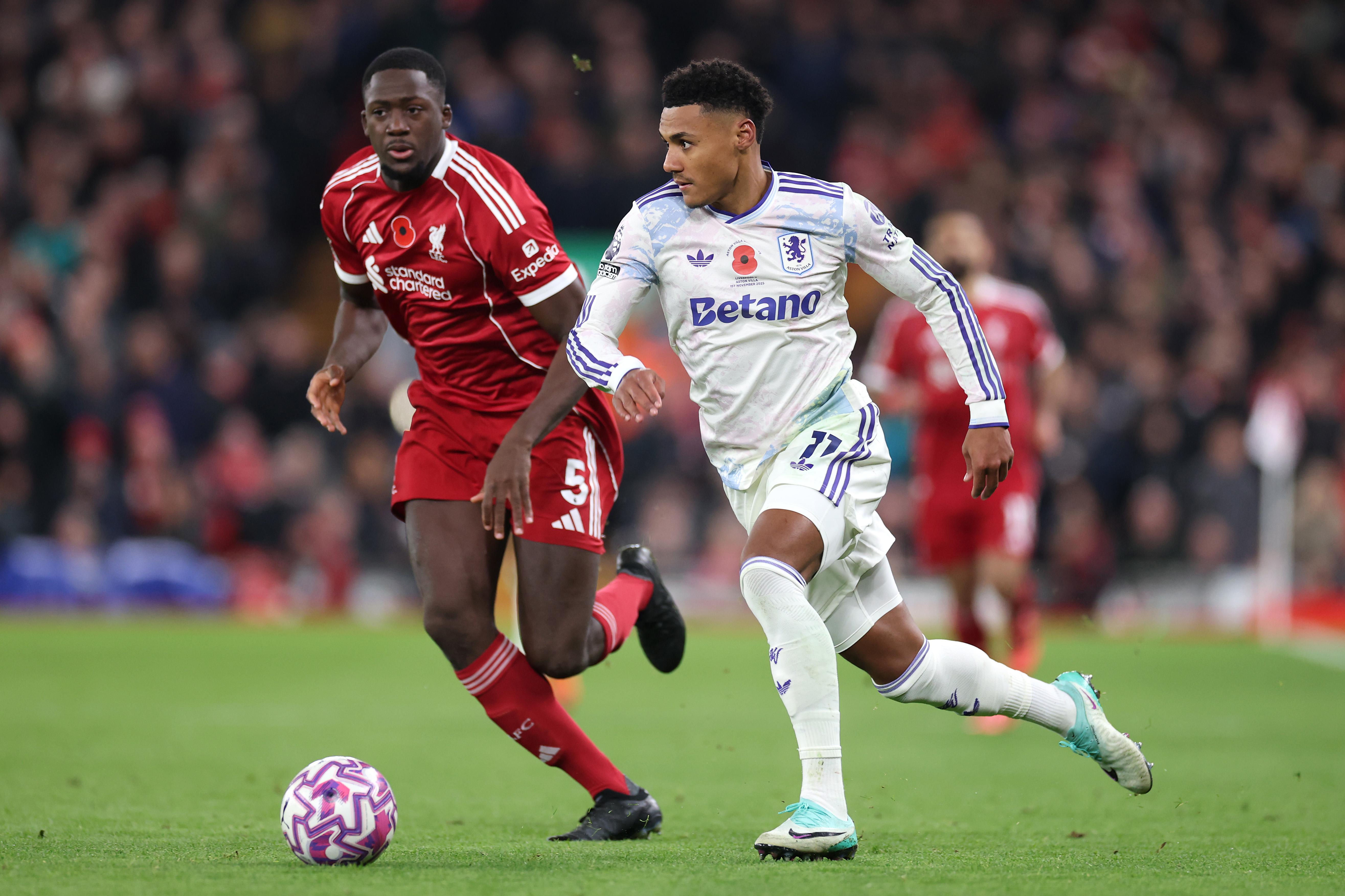 Aston Villa împotriva Liverpool: un duel direct pentru al 4-lea loc