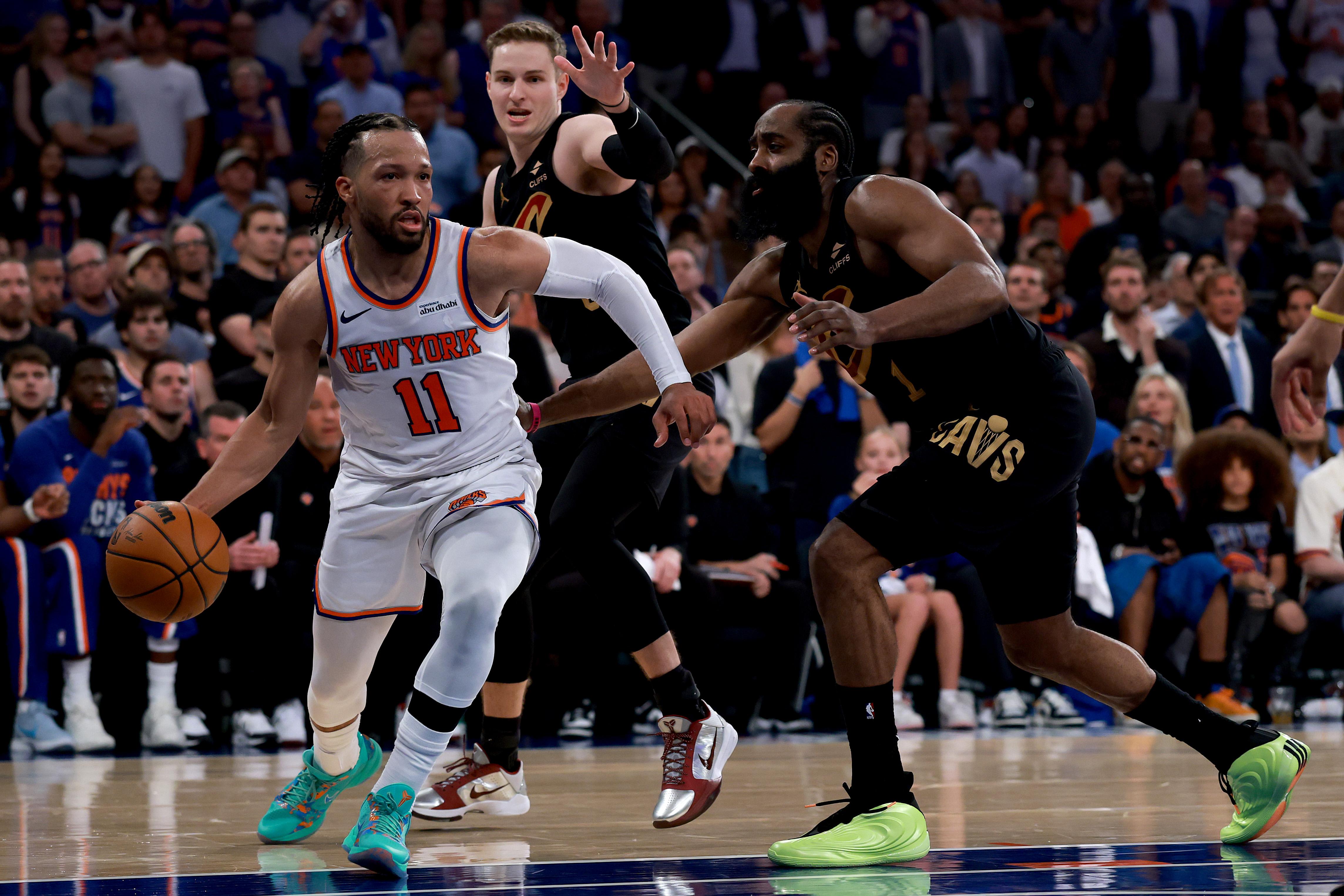 New York Knicks câștigă primul meci în finalele Conferinței de Est împotriva Cleveland Cavaliers