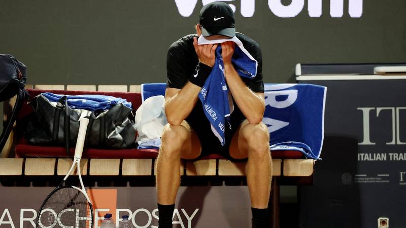 Ploaia Preia Meștecanul Sinner și Medvedev în Fina Semifinală la Roma