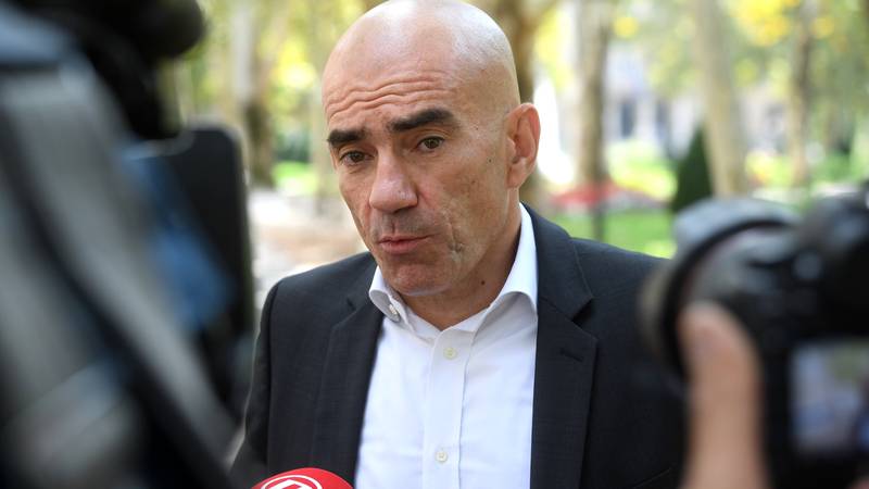 Hajduk și Pirić: Bani ucraineni, fără cereri de control