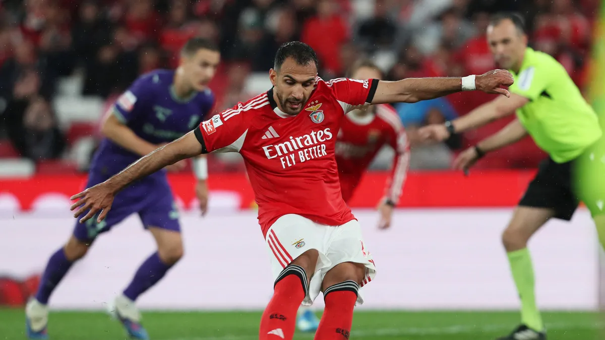 Beşiktaş vizează starul lui Benfica, Pavlidis, cu o ofertă de 20 de milioane de euro