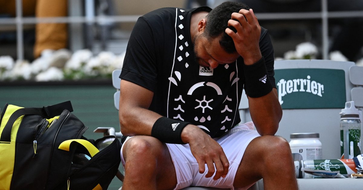 Tsonga: Djokovic rămâne o amenințare la Wimbledon