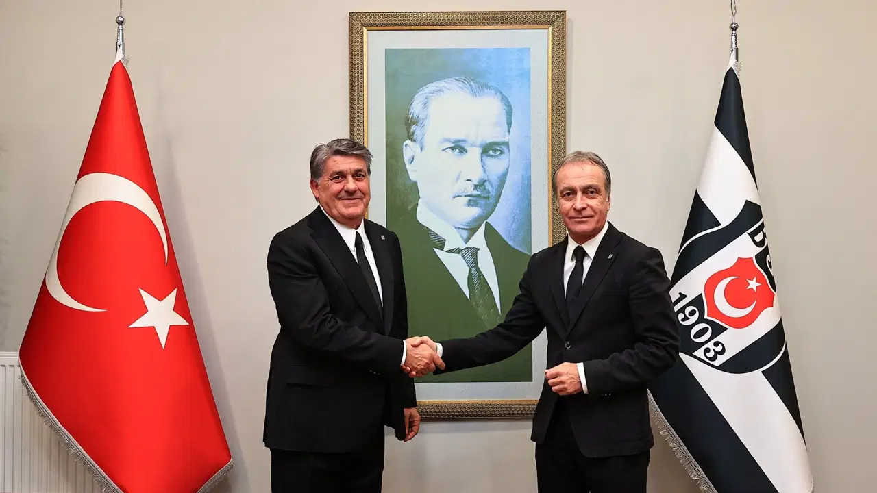 Cine este Önder Özen? Varsta, origine și echipele pe care le-a condus