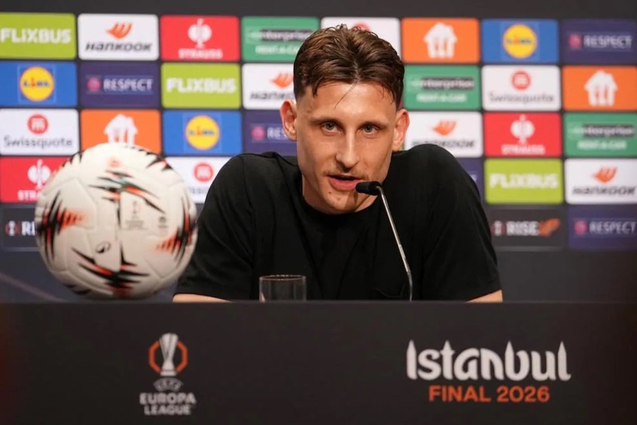 Jucătorii Freiburg Lăudă Stadionul Beşiktaş Înainte de Finala UEFA Europa League