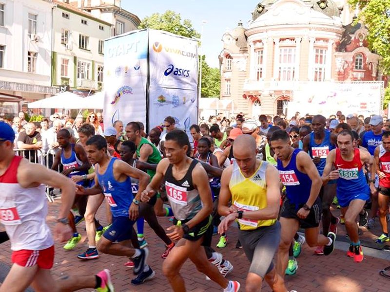 Maratonul Varna Atrage Peste 3500 Participanți la 11-a Ediție