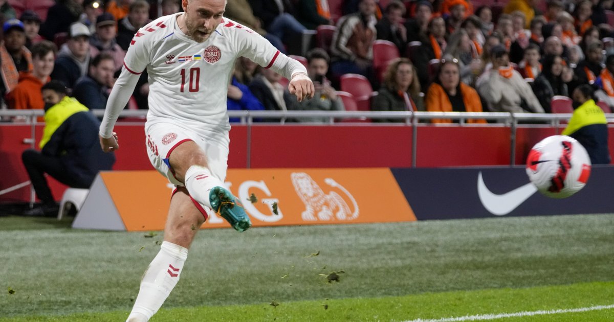 Eriksen s-a prăbușit din nou: Steaua daneză vorbește din spital