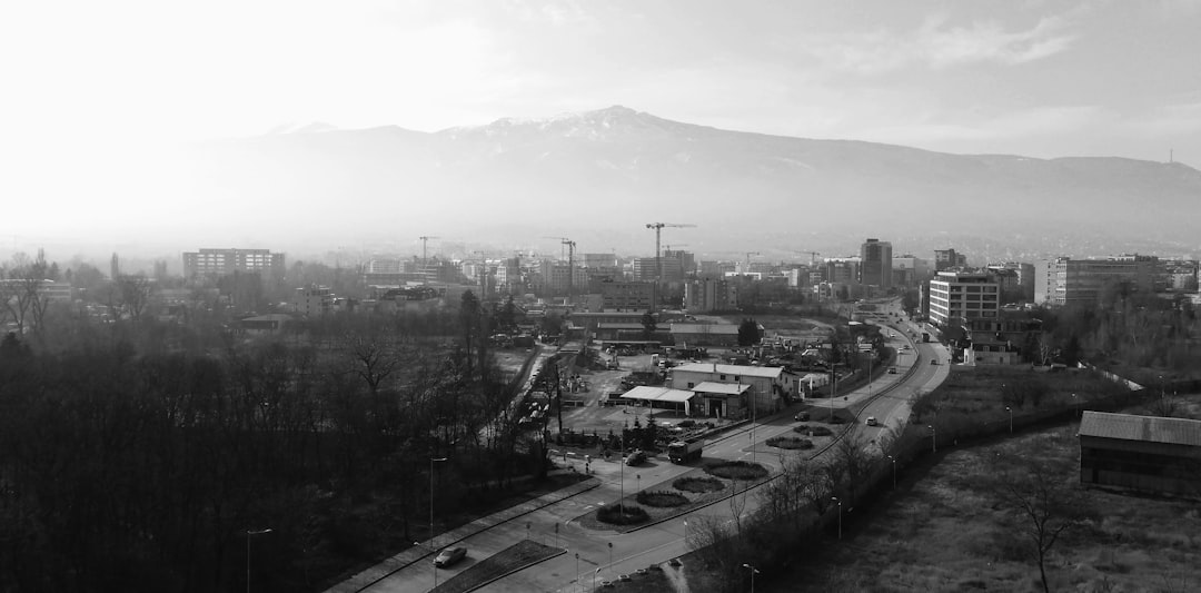 Primarul din Skopje vizitează Sofia pentru a discuta infrastructura transfrontalieră și stabilitatea regională