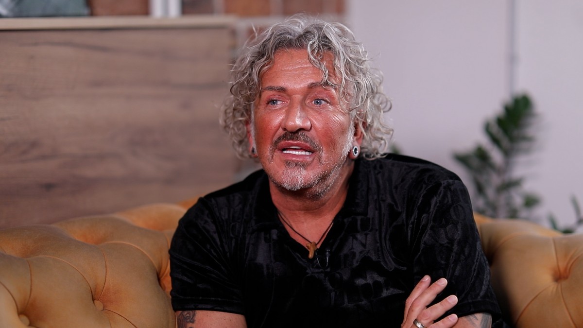 "Actorul Maca se Deschide Spre Viața și Viitorul"