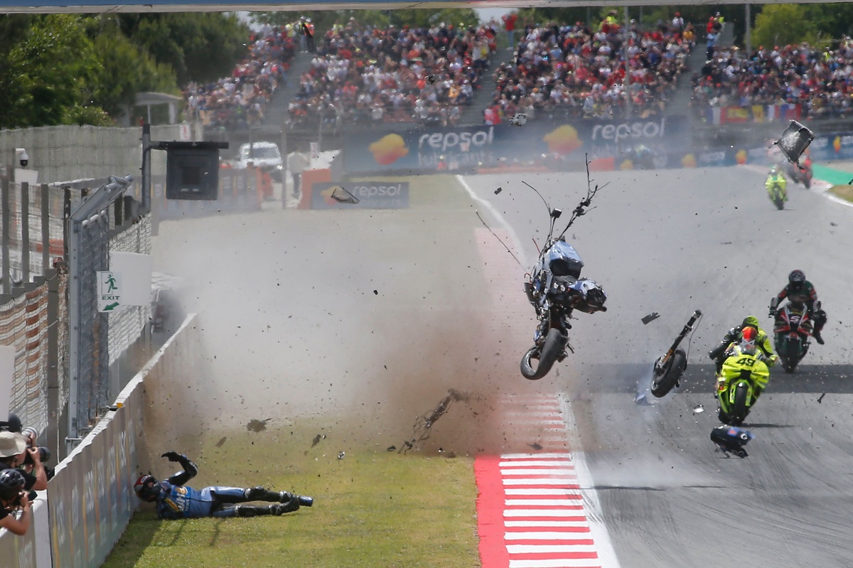 Directorul sportiv MotoGP se apropie de restartul Grand Prix Catalan